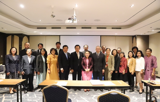การประชุมสัมมนาเชิงปฏิบัติการสรุปผลการทดลองประเมินนำร่อง ตามกรอบแนวทางการประกันคุณภาพภายนอกสถานศึกษา ด้านการอาชีวศึกษาประจำปีงบประมาณ พ.ศ. 2566