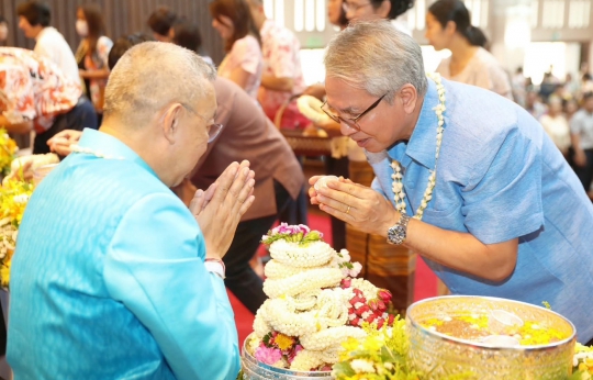 สมศ. ร่วมกิจกรรม “ประเพณีสงกรานต์ ศึกษาธิการสืบสานวัฒนธรรมไทย ณ หอประชุมคุรุสภา กระทรวงศึกษาธิการ 11 เมษายน 2568